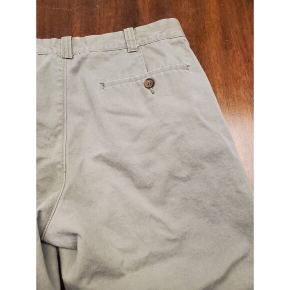 Men's J. Crew Green "Rivington" 100% Cotton Chino Shorts | Size 31 - Picture 5 of 9